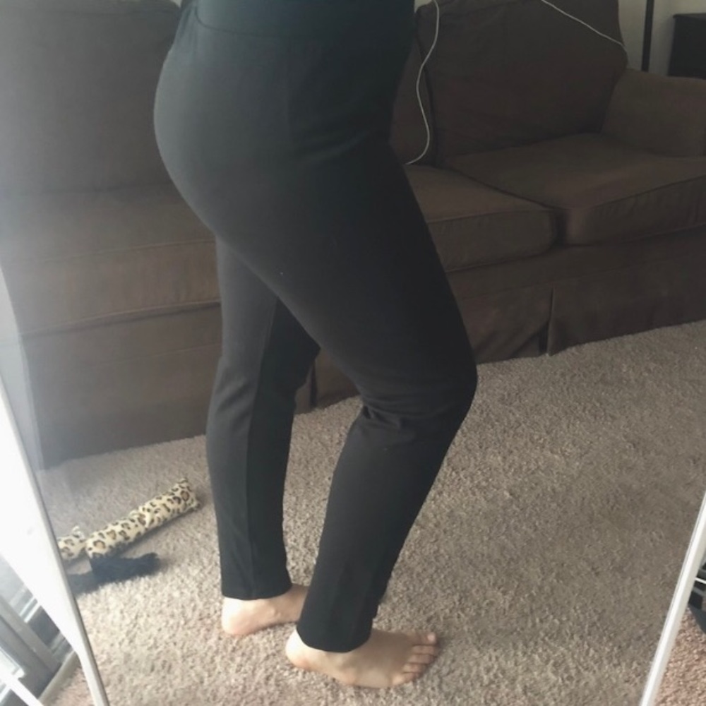 LOU & GREY Thick, high quality leggings